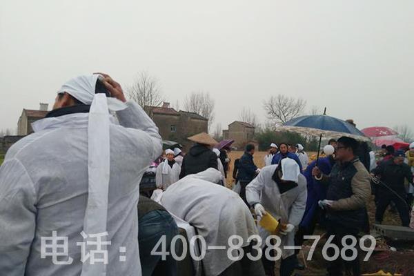 从送终到落葬,走完生命的最后一段历程 从送终到落葬,走完生命的最后一段历程